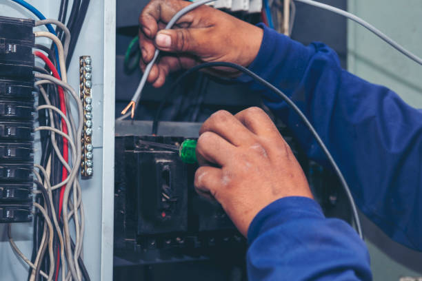 Best Circuit Breaker Repair  in High Springs, FL